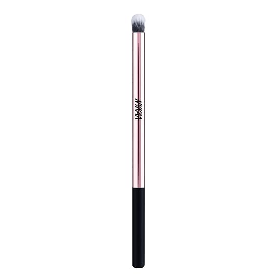 Nykaa Cosmetics BlendPro Eyeshadow Blending Brush - Face Makeup Brush for Quick Coverage - Soft Bristles Ideal for Cream and Liquid Formulas - 1 pc