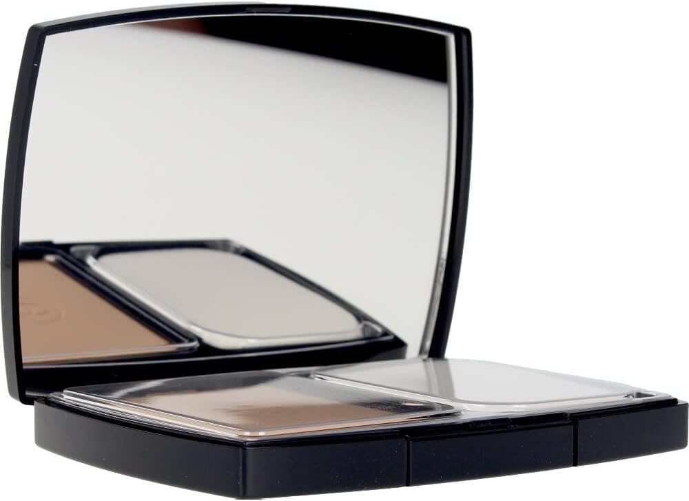 CHANEL 820-27180 Beauty Care Ultra Le Teint Compact SPF15 B20 for Adults, Made for Daily Beauty and Care, spf15
