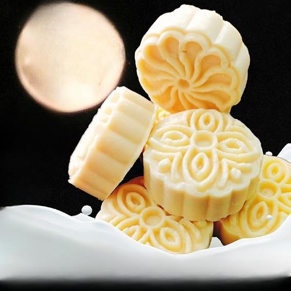 Milk mooncake,Fruit cake,Mid-Autumn Festival moon cake,gummies,dim sum,Instant biscuits,healthy snacks,delicious Chinese snacks,Sweets Gifts (Blueberry flavor,6 pcs)