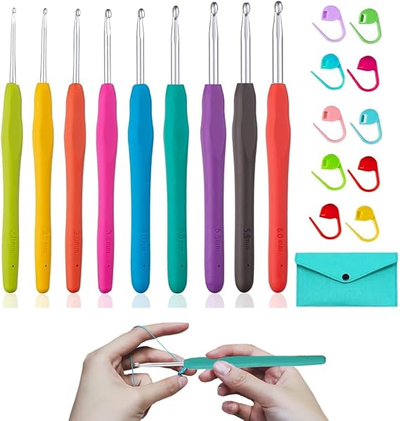 Yarniss 9 Sizes Ergonomic Crochet Hooks with Case 2.0mm~6.0mm for Beginner