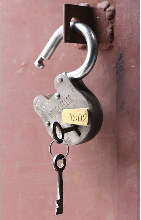 Vintage Style Cast Iron Padlock | Decorative Skeleton Keys Lock for Antique Doors & Trunks | Heavy Duty Security | Metallic Unfinished Finish | Vintage Nautical Bridge Lock & Love Lock
