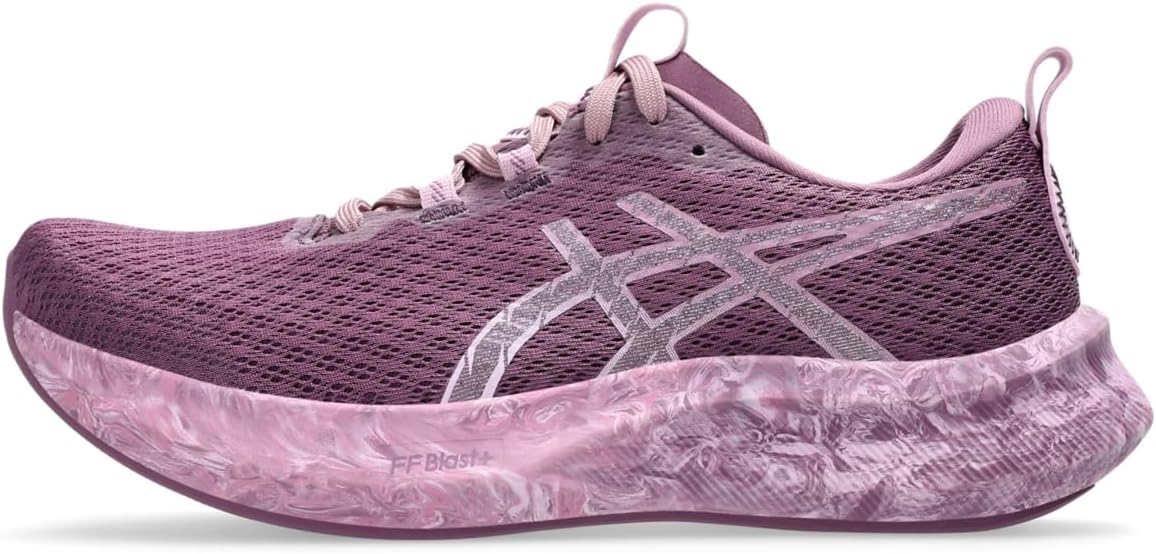 ASICS Women's Noosa Tri 16Sneaker