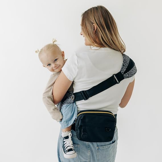 Tushbaby Liftoff in Jaguar with Mini Black Pack