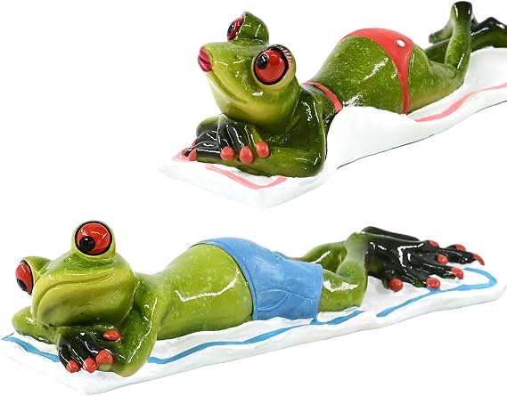 RAQWI 2Pcs Cute Frog Lying on the Beach Figurine Office Home Decor for Frog Lovers - Funny Gifts for Mom Dad Friends Coworkers Boss
