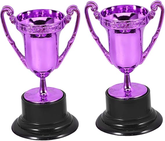 Hohopeti 2pcs Mini Trophies for Boys and Girls with Fine Craftsmanship Plastic Material Trophy Award for Students during Graduation Period or Back to School Decor for Birthday Parties
