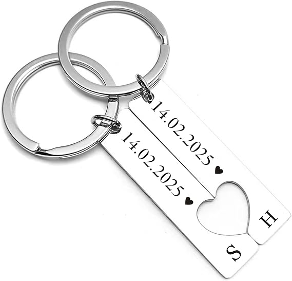 EDSG Personalised Keyring Custom Heart Keyring Set, 2Pcs Couple Keyrings, Valentines Gifts for Him Her Boyfriend Girlfriend, Matching Keychains, Engagement Gifts for Couples