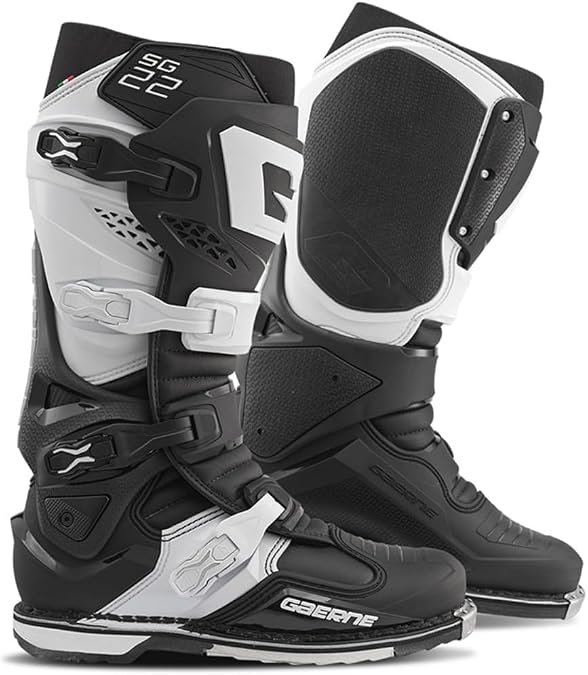 Black & White SG22 by Gaerne