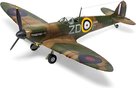 Airfix Model Set - A05126A Supermarine Spitfire Mk.Ia Model Building Kit - Plastic Model Plane Kits for Adults & Children 8+, Set Includes Sprues & Decals - 1:48 Scale Model
