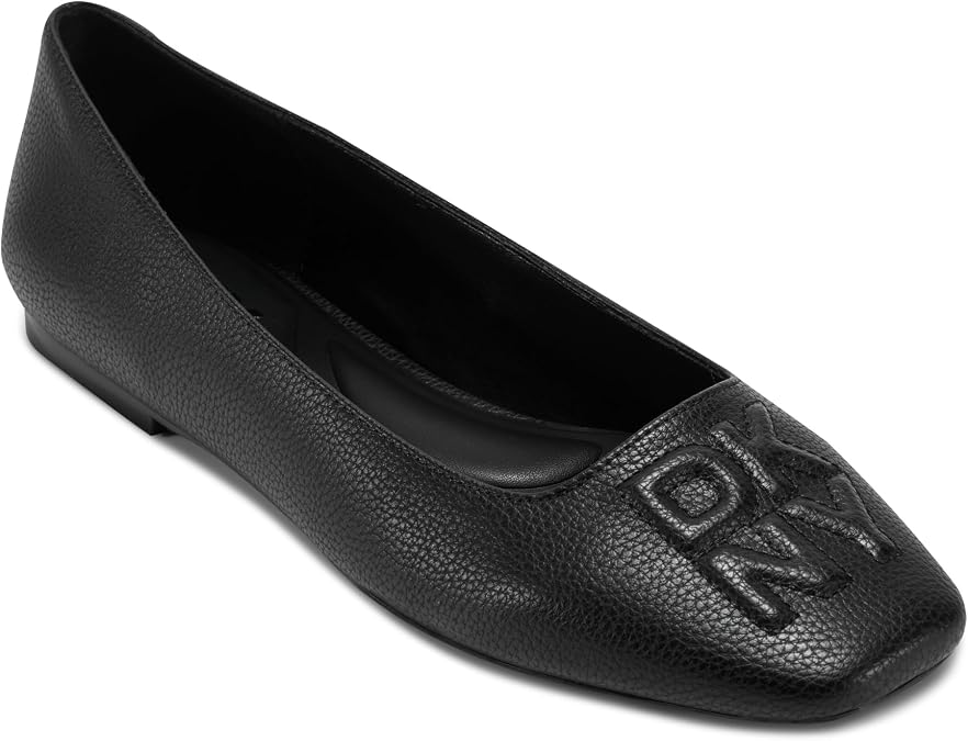 DKNY Women's Sneaker, Burgundy, 7.5