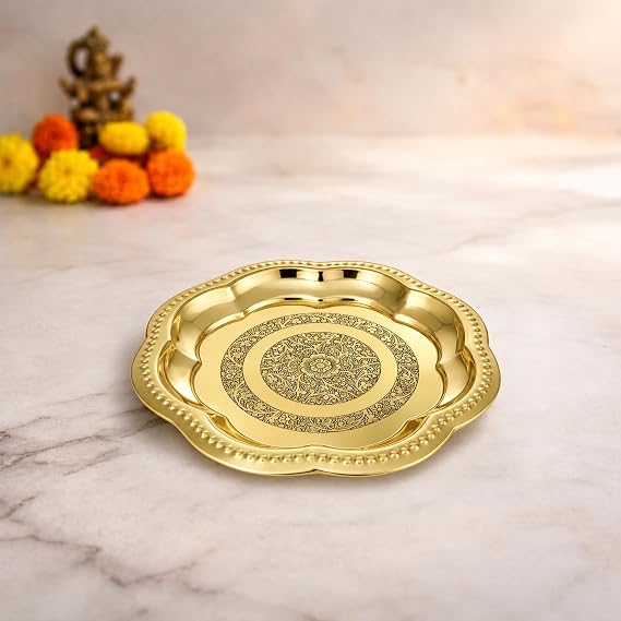 Putrika Traditional Handcrafted Brass Puja | Pooja Thali | Arati Bartan Thambulam Plate | Designed Plate -Engraved Zigzag Plate[Weight: 290gm] (Dia: 25cm)