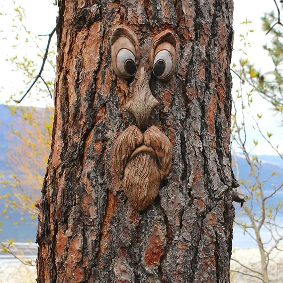 Tree Faces Decor Outdoor, Tree Face Outdoor Statues Old Man Tree Hugger Bark Ghost Face Decoration Funny Yard Art, Tree Decor for Halloween Easter Garden Creative Props