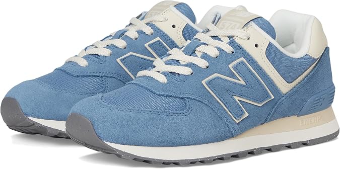New Balance Women's 574 V2 Sneaker