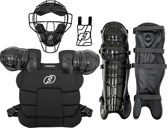 FORCE3 Ultimate Umpire Defender Traditional Mask Set