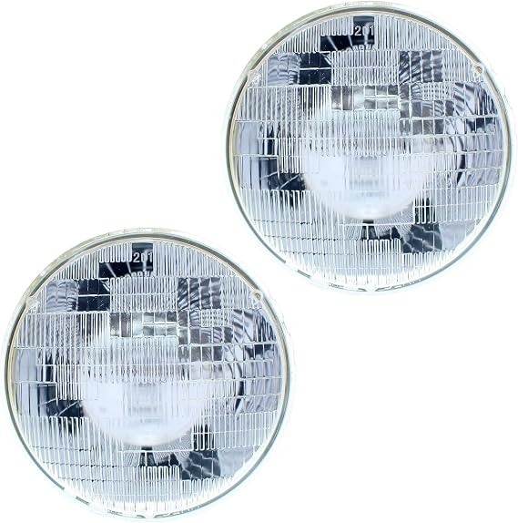 Speedway Motors Round Hi/Low Sealed Beam Headlight Bulbs, 12 Volt - Pair