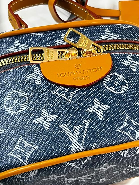 Monogram Desenli Denim Görünümlü Çok Amaçlı Mini Vanity Çanta – Taba Detaylı
