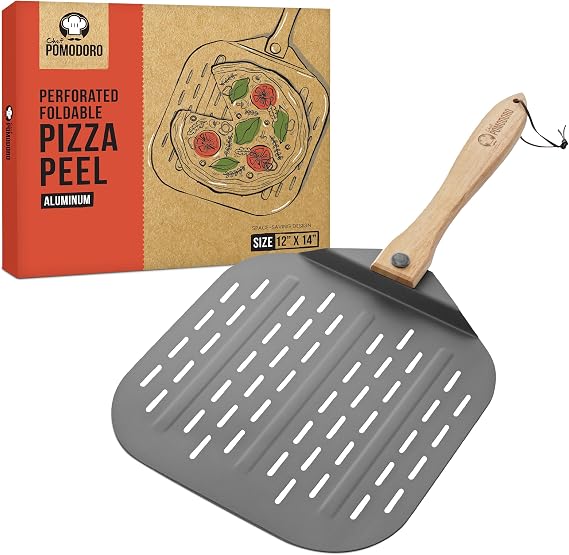 Chef Pomodoro 穴あきアルミニウムピザピール 12x14インチ 折りたたみ式木製ハンドル
