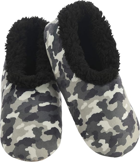 Snoozies Sherpa-Lined Slipper Socks Fuzzy, Cute - Camo Print