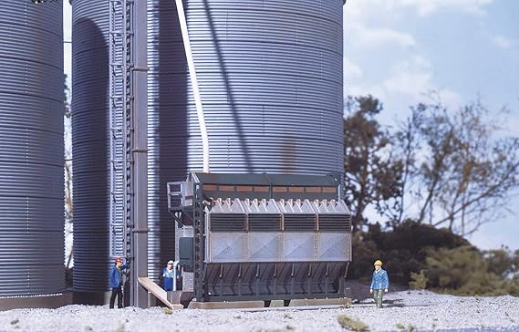 Walthers Cornerstone Grain Dryer, 8, Grey