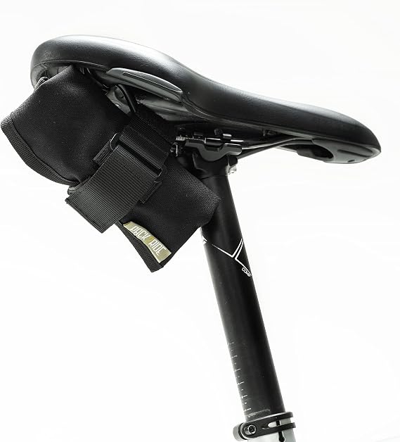 PACK2RIDE Blossom Sele Altı Bikepacking Bisiklet Rulo Çantası -3 Cepli Su Sızdırmaz ve Kir tutmaz Kumaş- Dağ,Şehir, Tur, Yol, Gravel Bisikletlerine Uygun - Süper Hafif - Fonksiyonel ve 0,5L Siyah