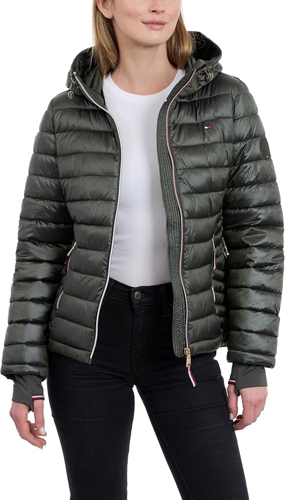 Tommy Hilfiger womens Lightweight Packable Puffer Jacket With Hood & Bag