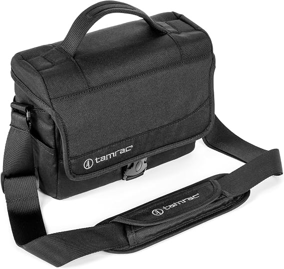 DERECHOE Shoulder Bags