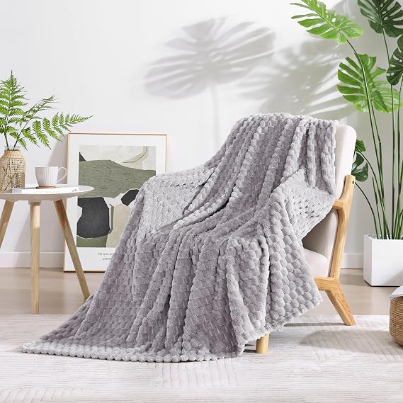 Monbix Throw Blanket for Couch-Room Decor Fuzzy Fleece Flannel Bed Blankets